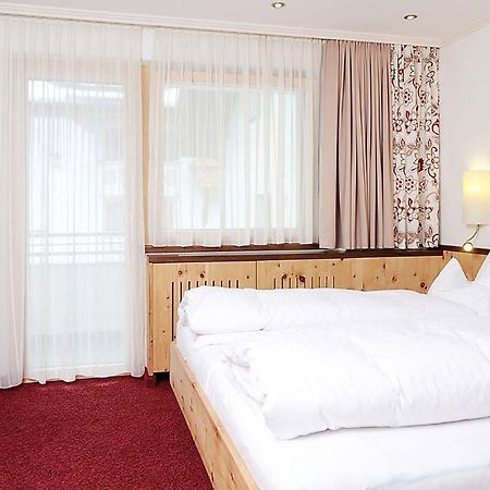 Hotel Kristall B&B Ischgl Zewnętrze zdjęcie