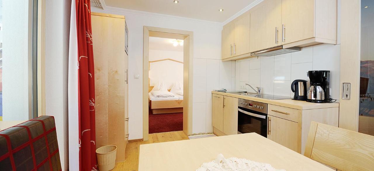 Hotel Kristall B&B Ischgl Zewnętrze zdjęcie