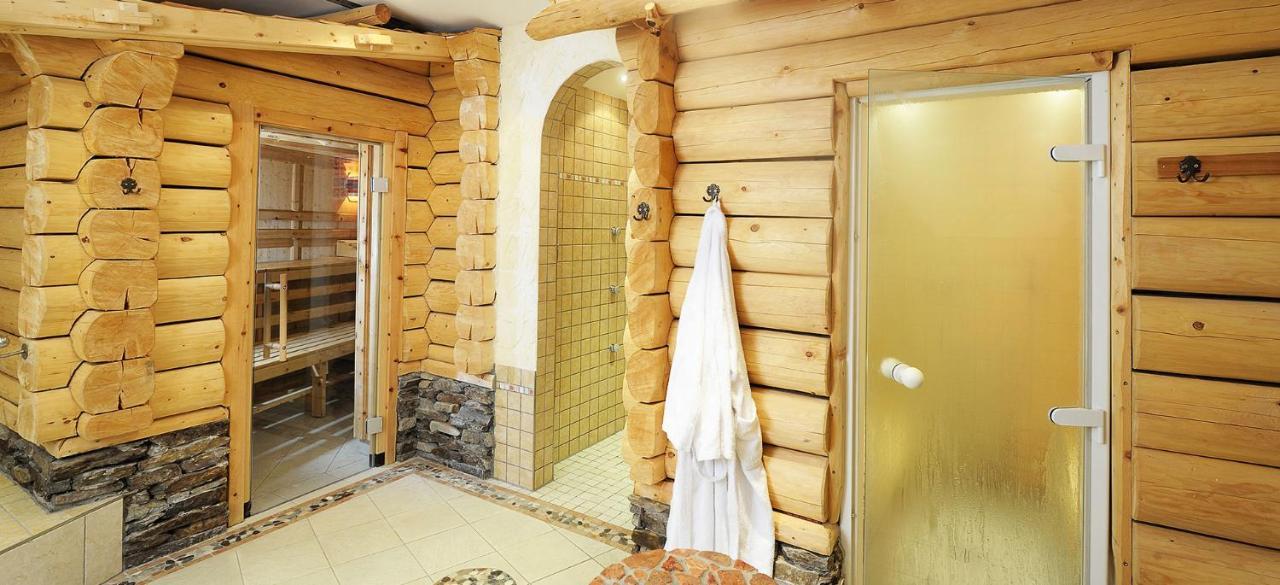 Hotel Kristall B&B Ischgl Zewnętrze zdjęcie