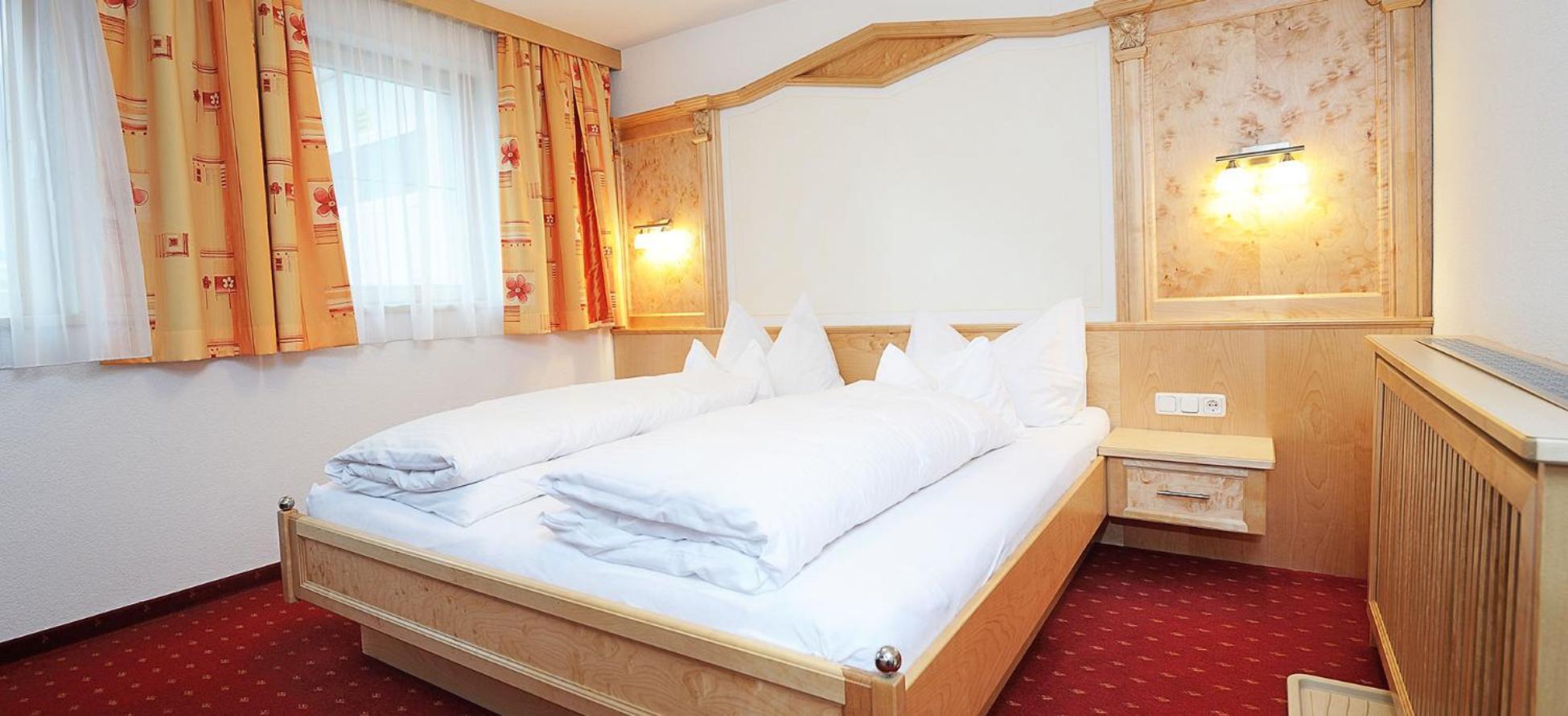 Hotel Kristall B&B Ischgl Zewnętrze zdjęcie