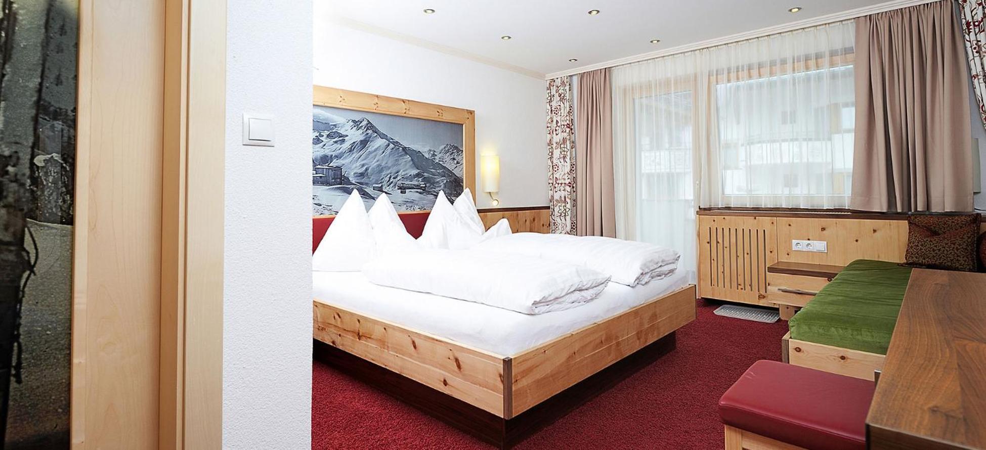 Hotel Kristall B&B Ischgl Zewnętrze zdjęcie